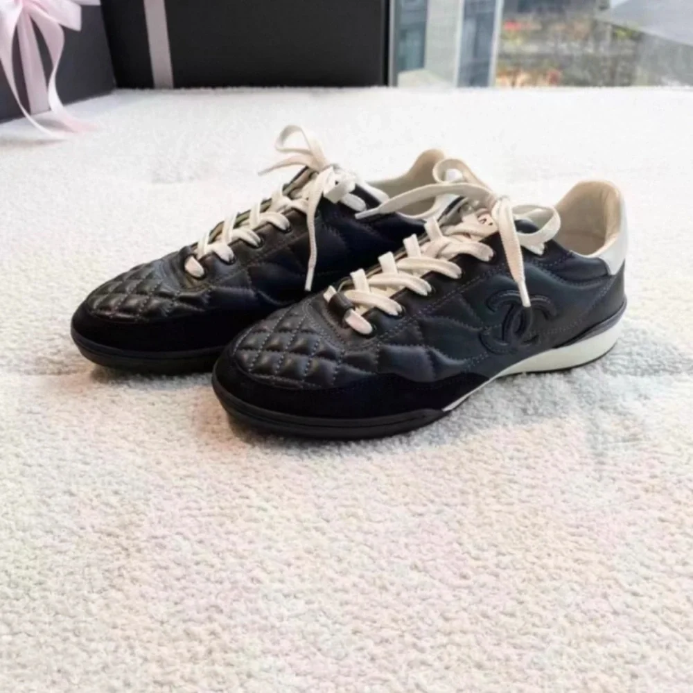 CHANEL Black and White Quilted Ankle Booties - Picture 2 of 7